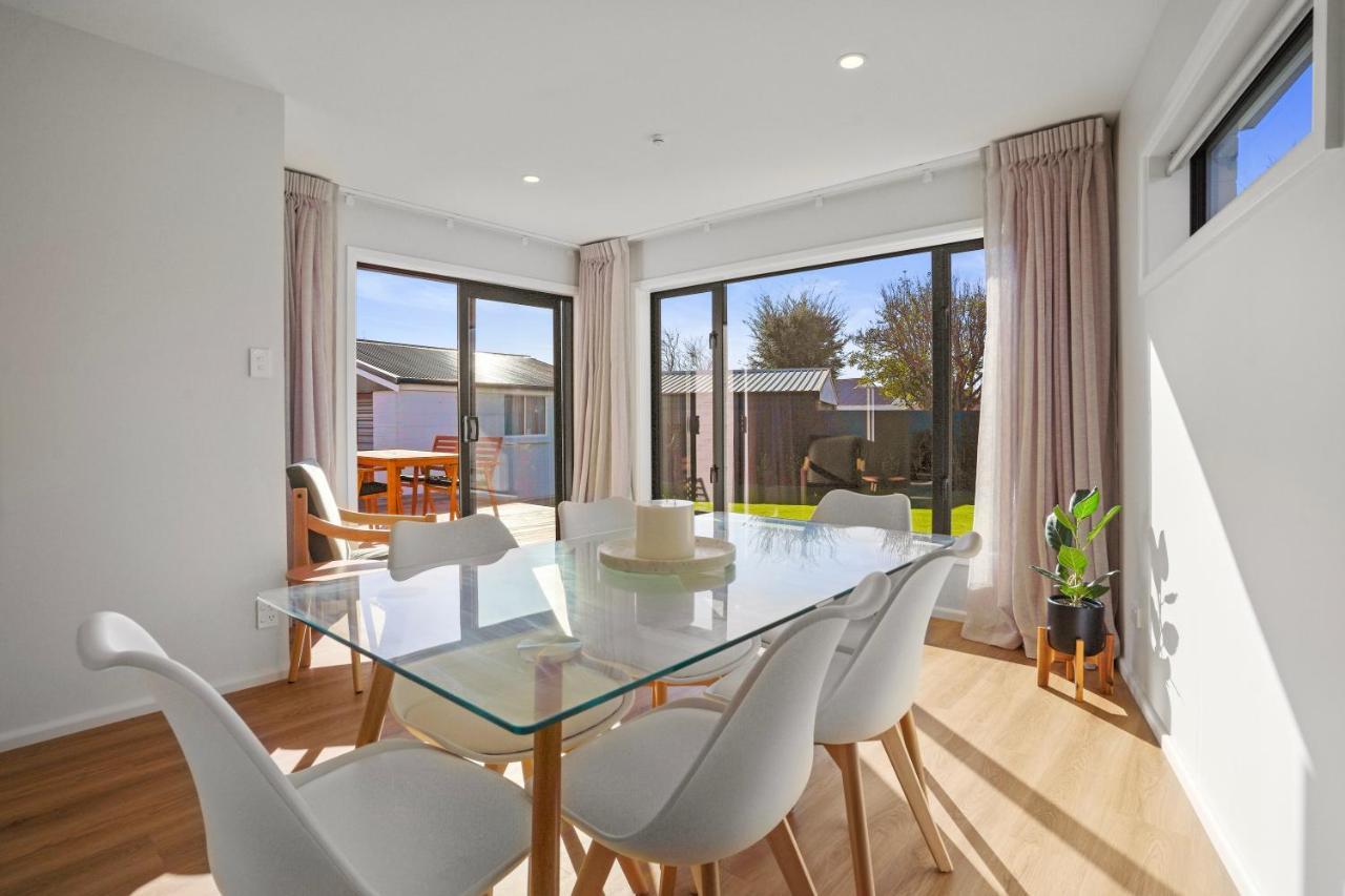 Private, Family-Friendly Home, 4Br By Airport & Free Parking Κράισττσερτς Εξωτερικό φωτογραφία