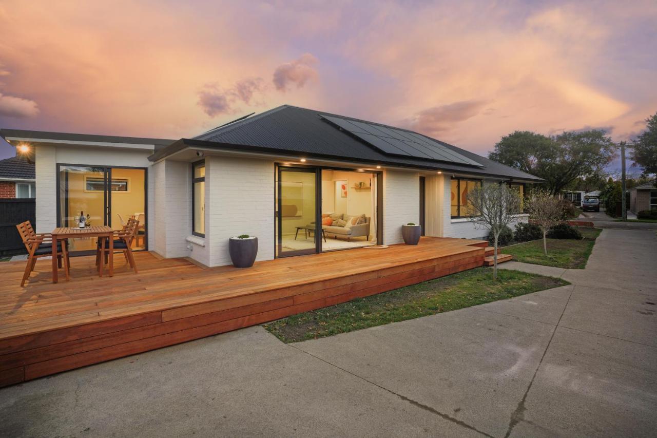 Private, Family-Friendly Home, 4Br By Airport & Free Parking Κράισττσερτς Εξωτερικό φωτογραφία