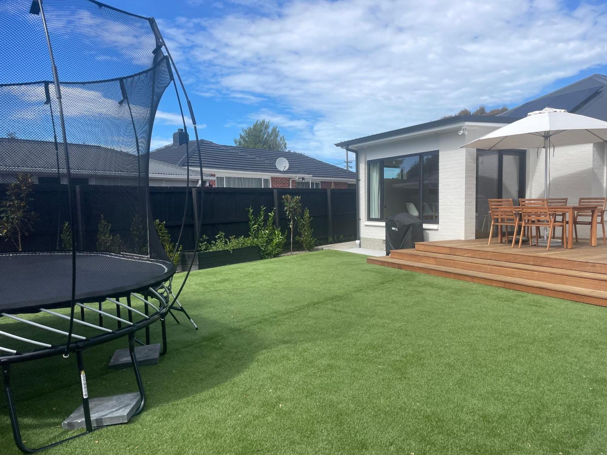 Private, Family-Friendly Home, 4Br By Airport & Free Parking Κράισττσερτς Εξωτερικό φωτογραφία